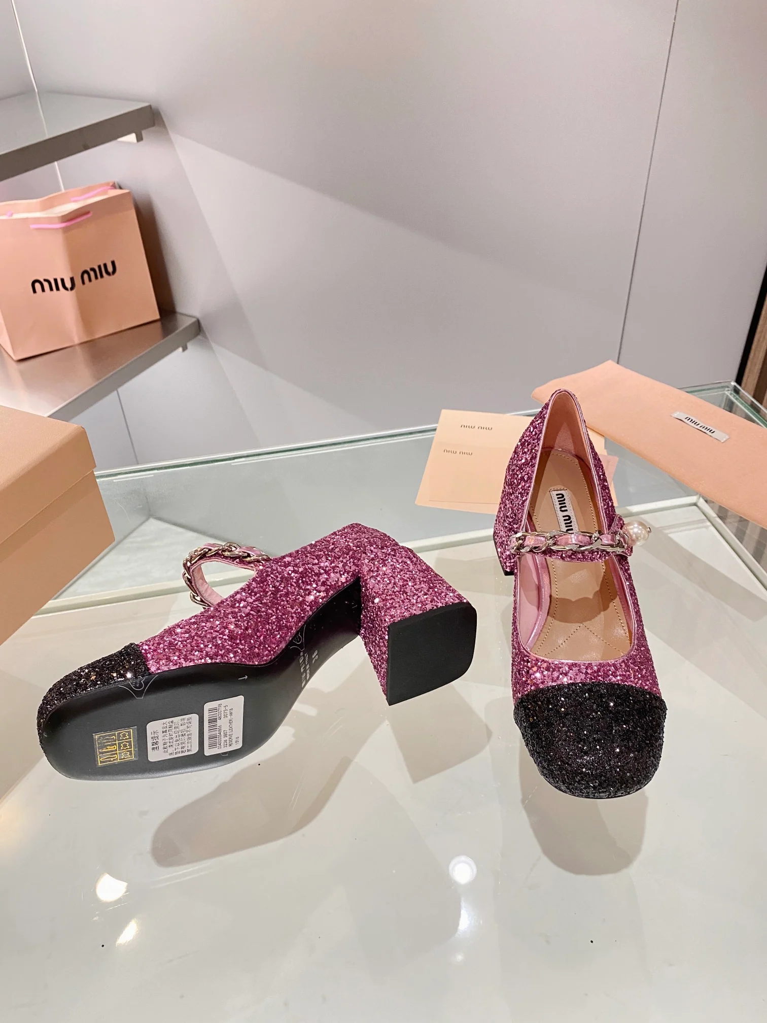 Новые поступления коллекции Miu Miu осень/зима 2023 - Балетки - Туфли на массивном каблуке - 7 см - Розовые