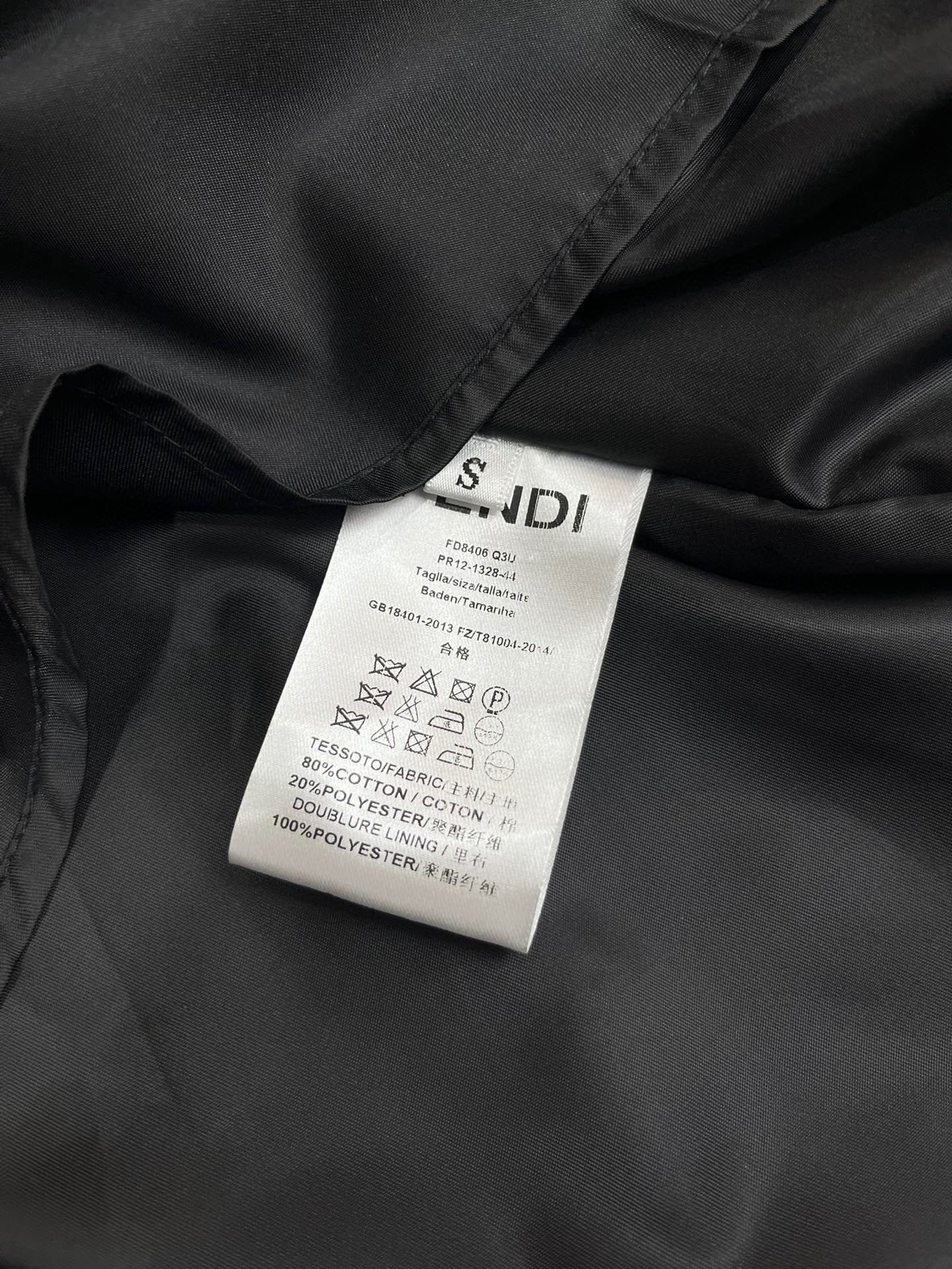 Fendi - 2403 - 24ss Весна/Лето Новое платье-рубашка