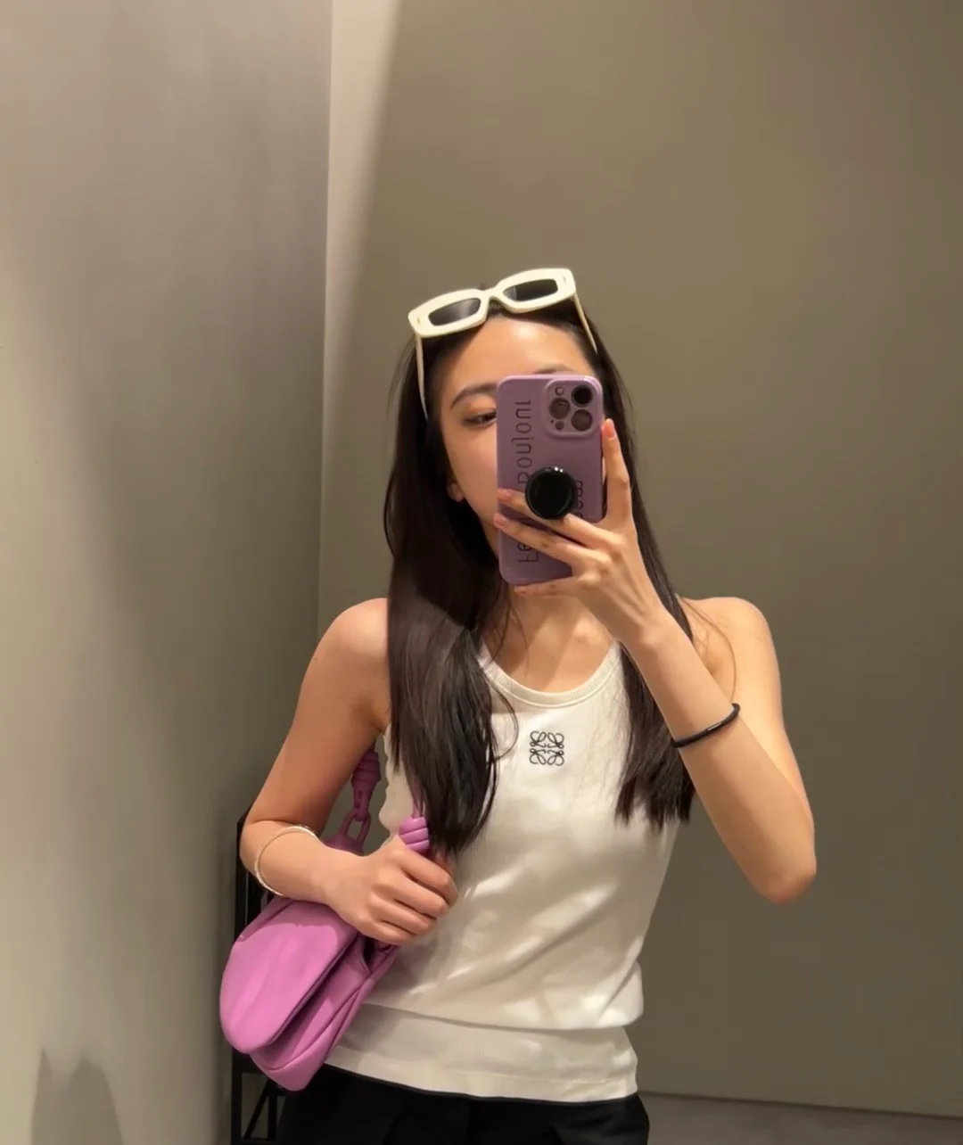 Сумка-подмышка Loewe Paseo - розовый цвет 