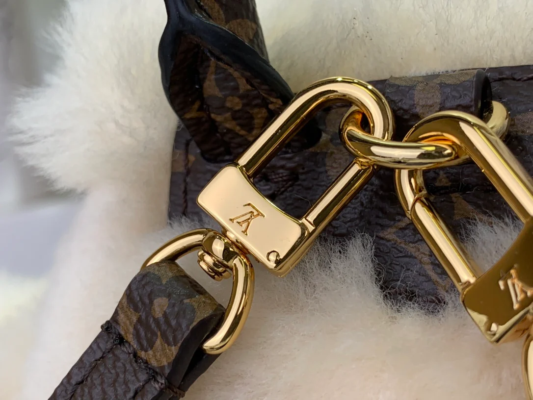 Рюкзак LV-m11919-nano-teddy из овечьей шерсти - белый