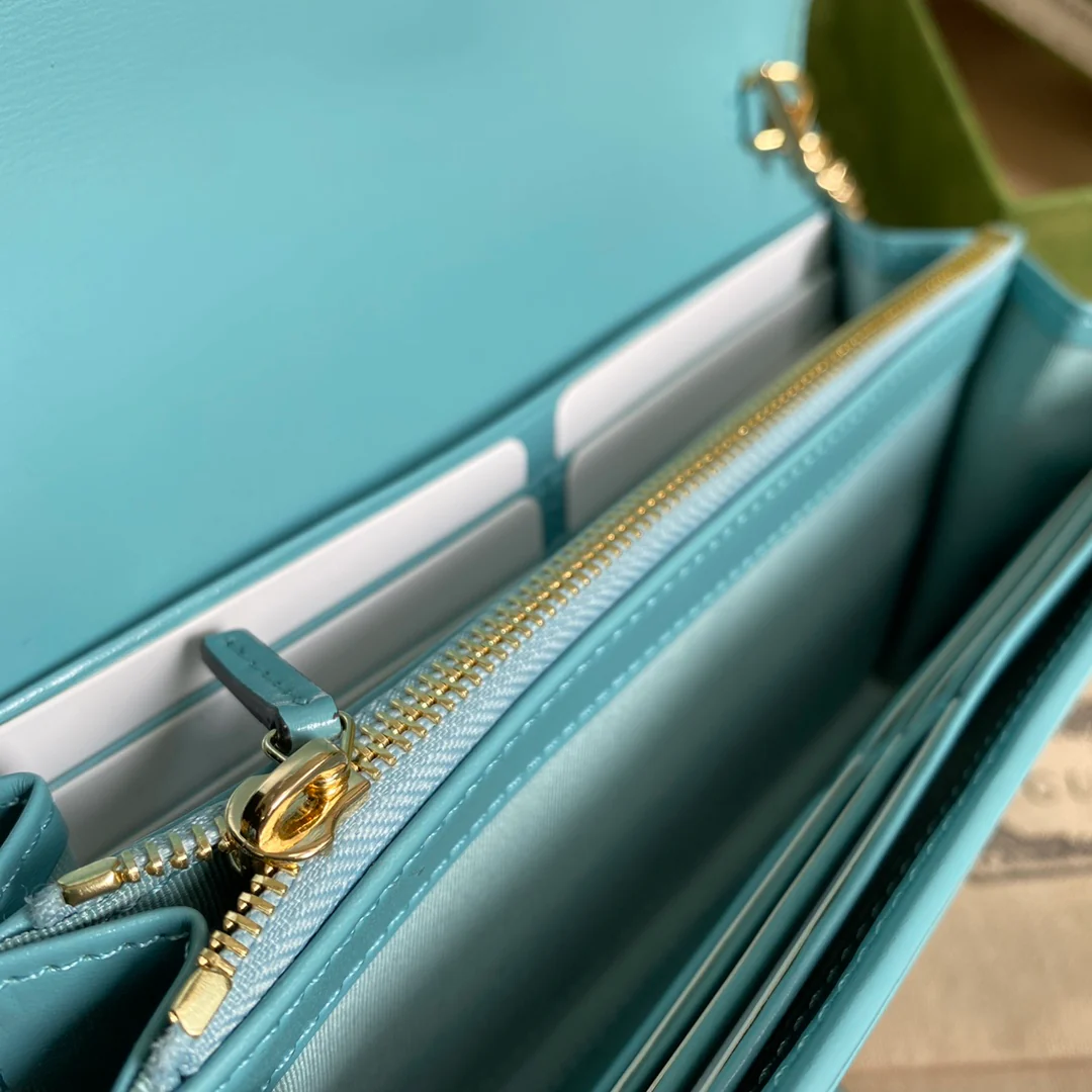 Новая сумка Gucci Jackie 1961 с цепочкой.