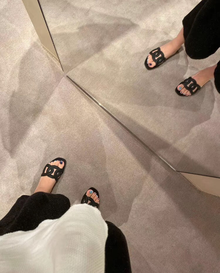 Новые тапочки Hermes-aloha в форме свиного носа