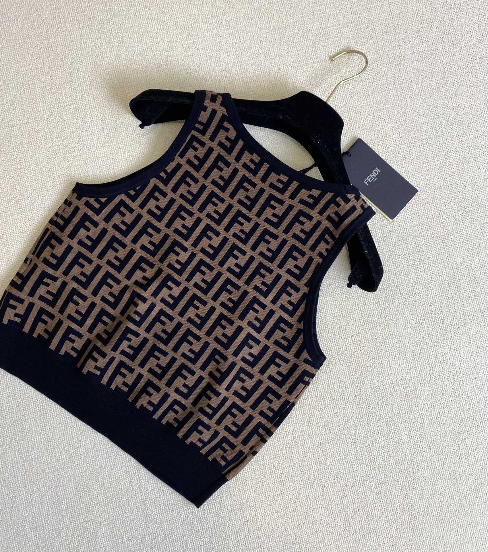 Fendi - 2403 - Весна/Лето 2024 Новый модный жилет - Монограммная канва