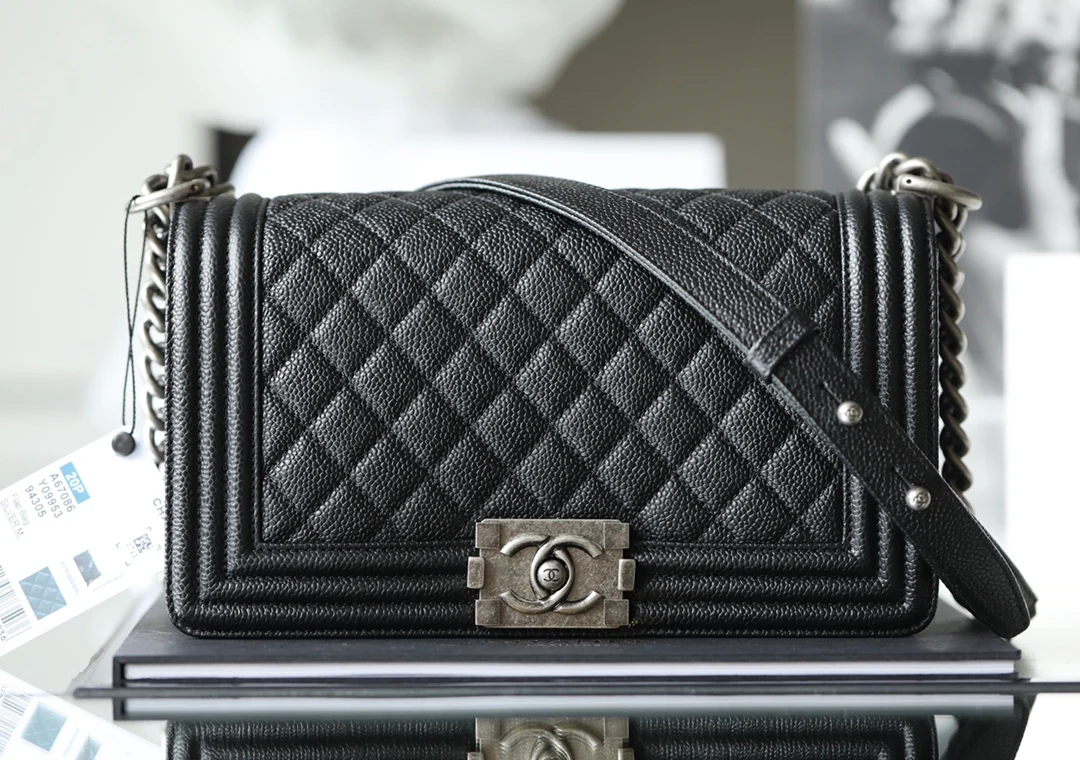 Chanel Le Boy Crystal Diamond Pattern Caviar - Medium - Black Silver