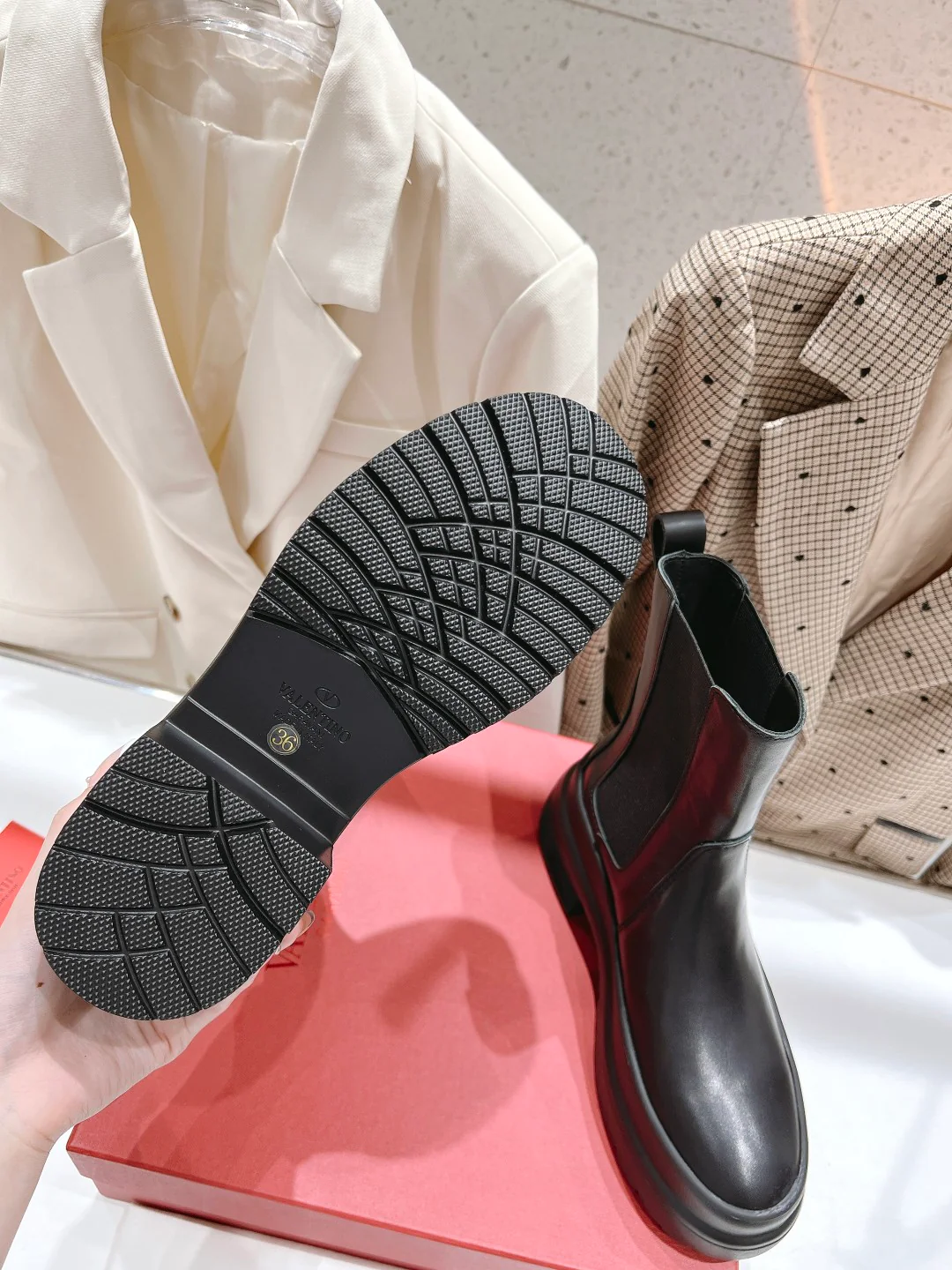 Ботинки на платформе до середины икры Valentino - черные