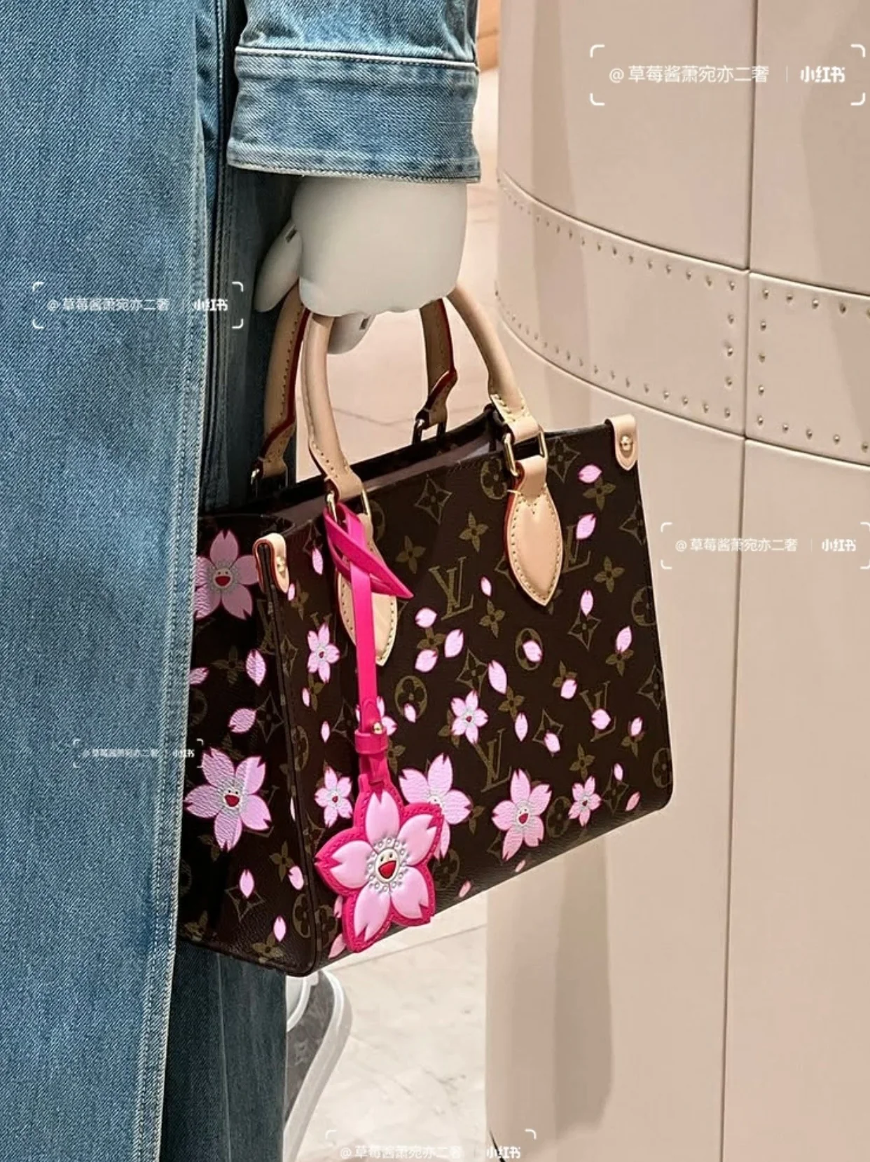 LV-m13269-tm-onthego handbag-small-cherry blossom design