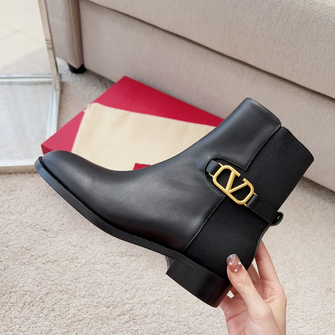 Valentino - Короткие кожаные и эластичные ботинки в стиле пэчворк