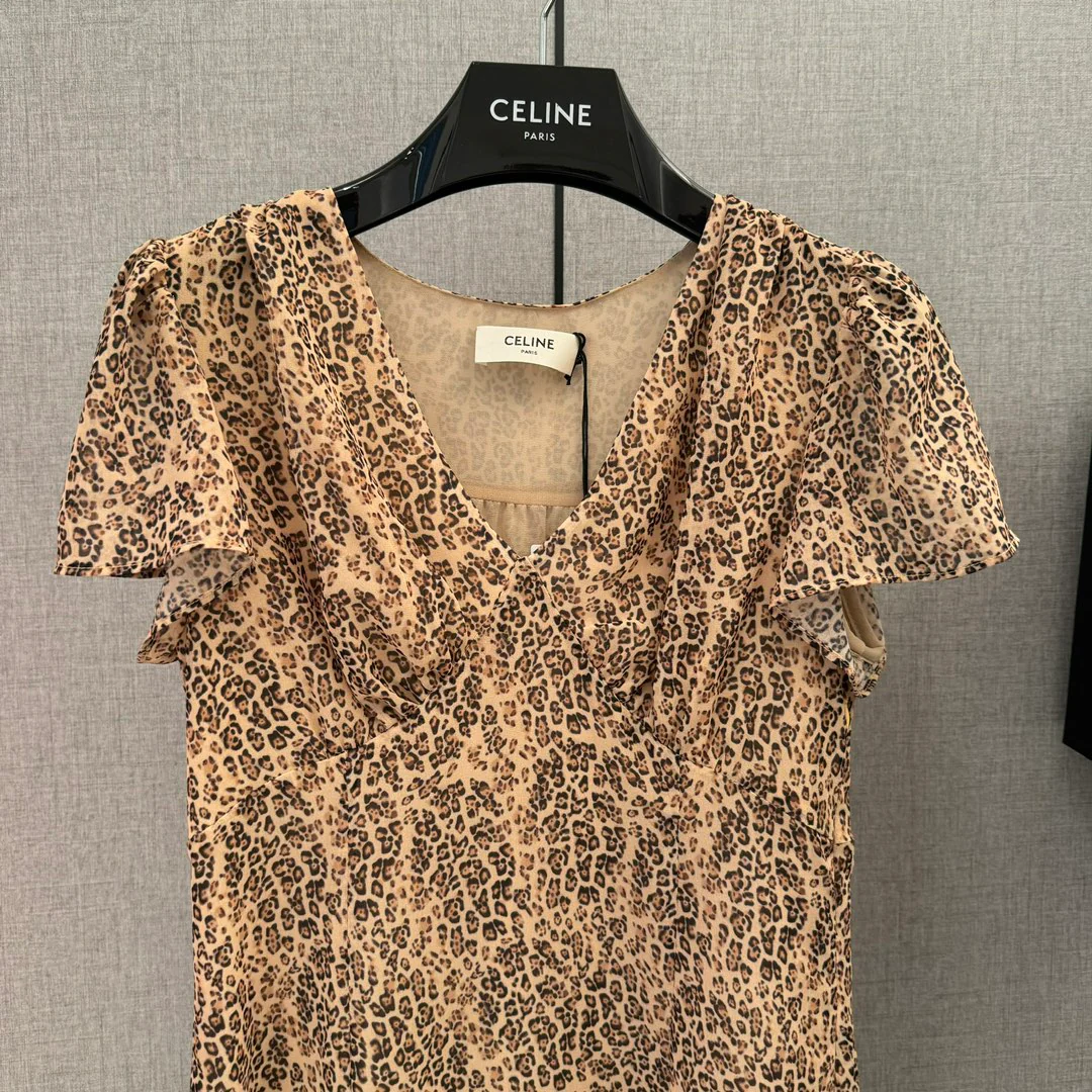 Платье Celine с леопардовым принтом весна/лето 2024