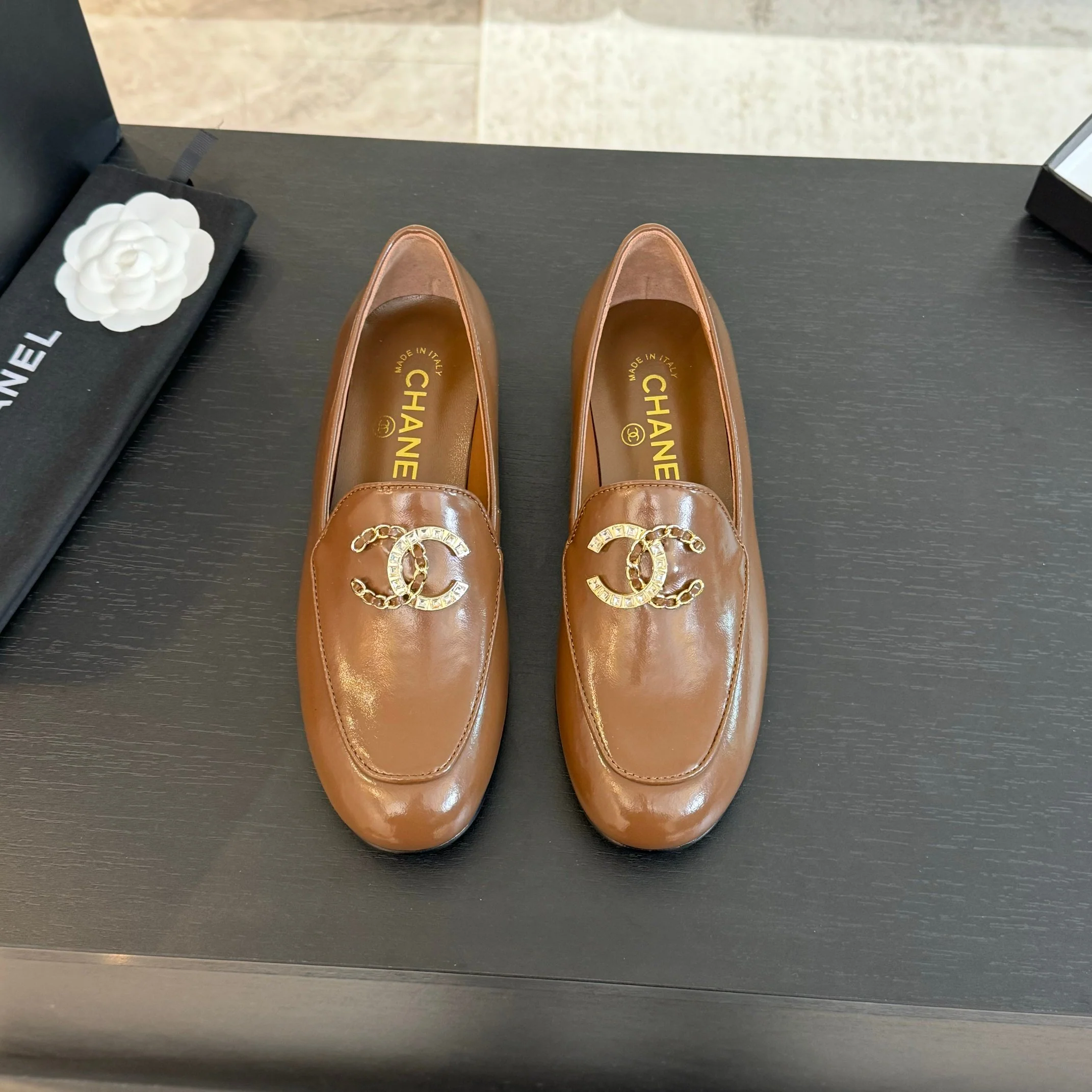 Ретро-туфли Chanel 2024 - Кофейно-коричневые