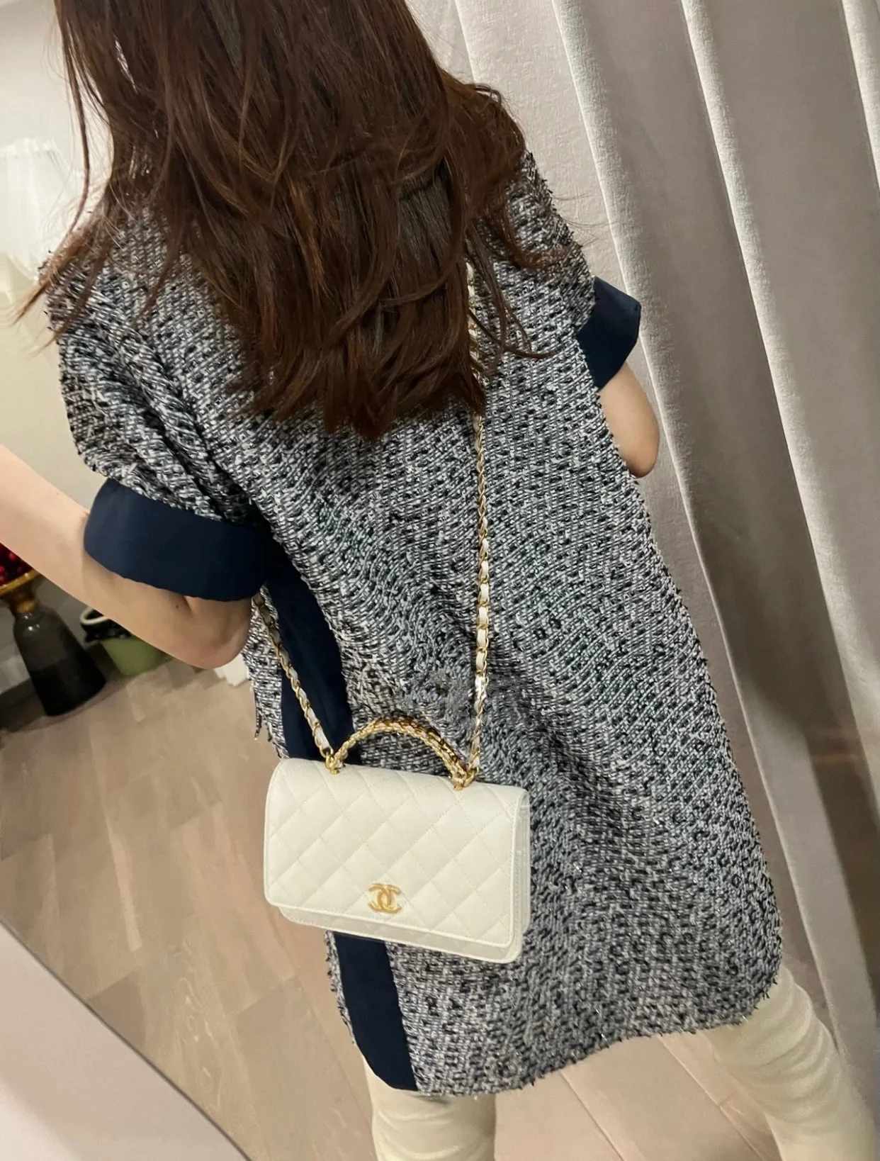 Ручка для письма Chanel 2022 WOC Platinum Ball