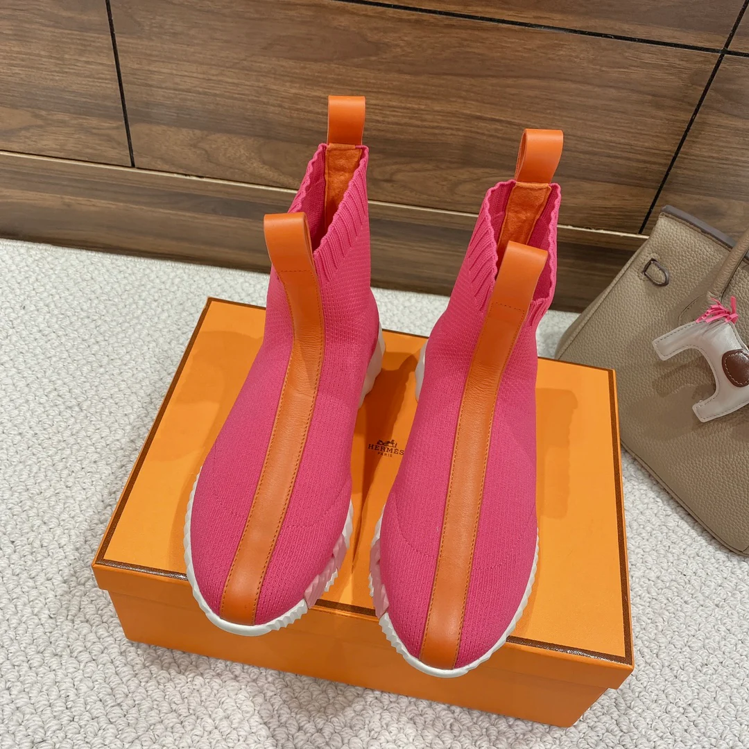 Новинка весны 2022 года от Hermes - Ботинки-носки