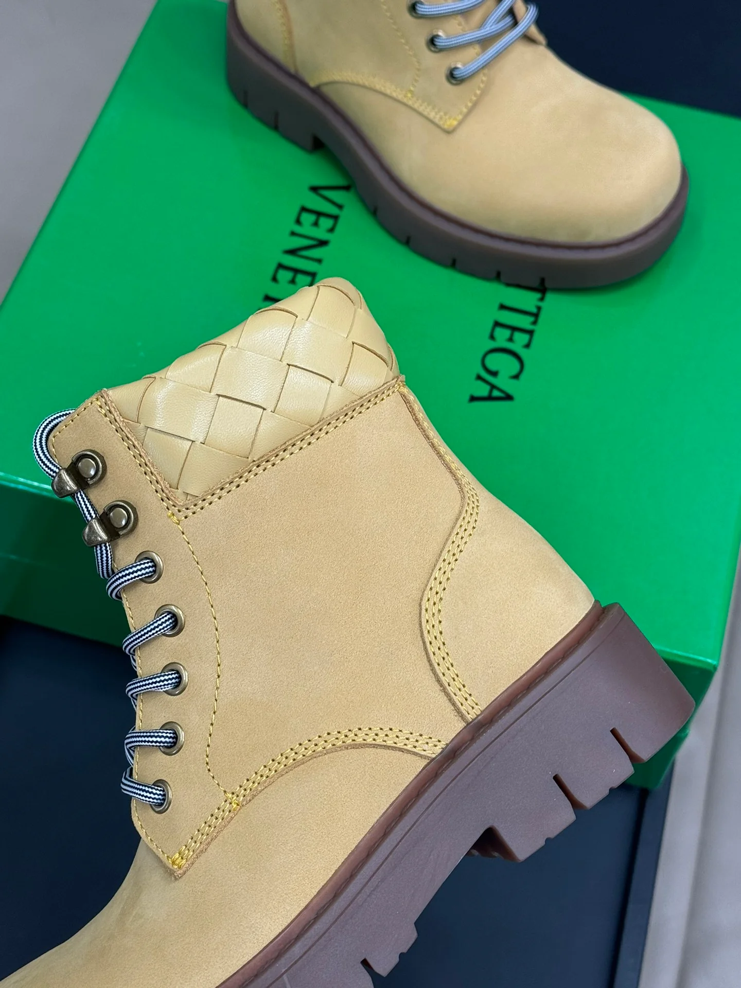 BV-2024 - Ботинки - Светло-коричневые