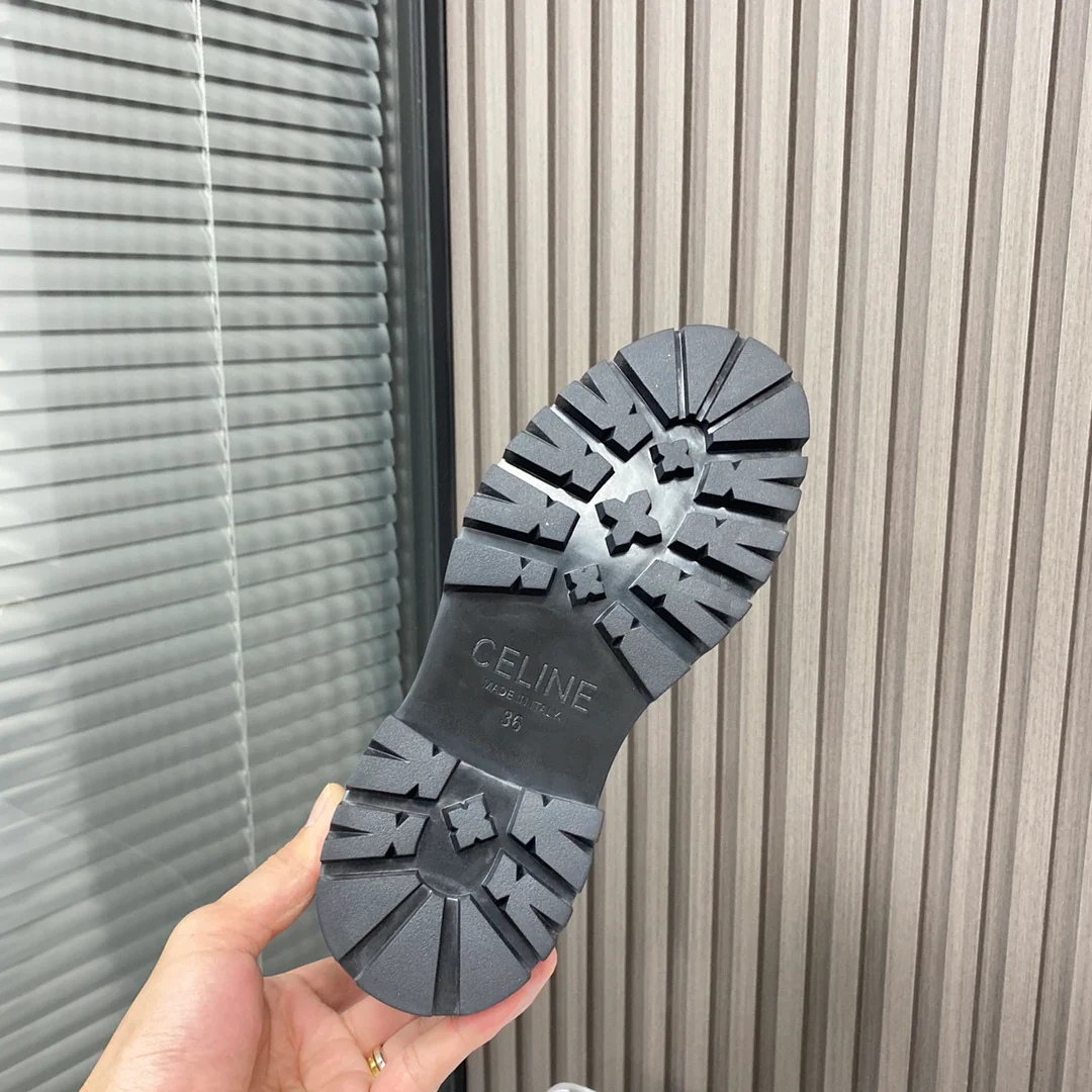 Ботинки Celine Martin на платформе с закругленным носком и завышенной высотой каблука