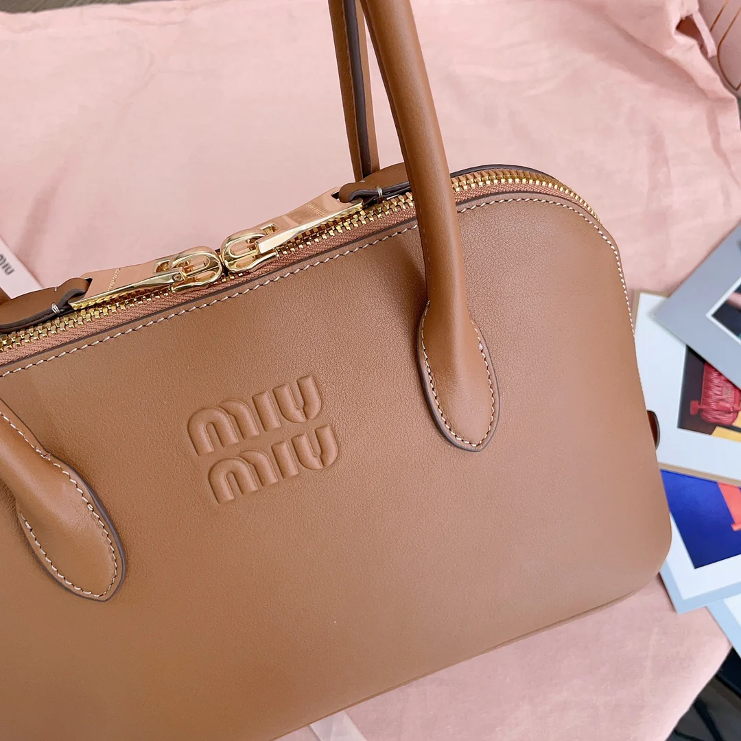 Miu Miu - Черная сумка-ракушка - Коричневая