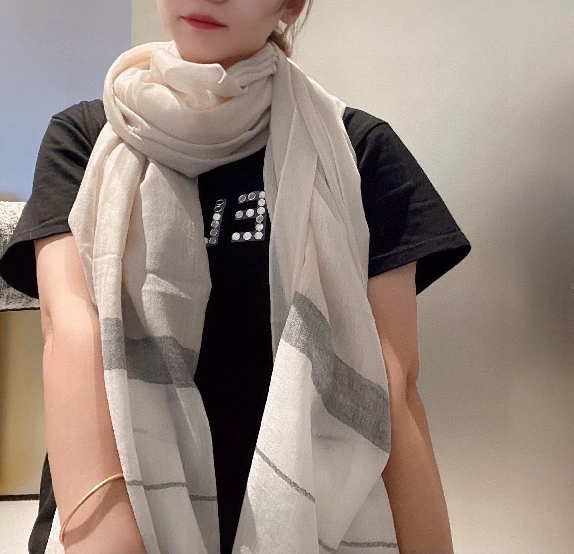 Кашемировый шарф Burberry Wave с волнистой текстурой - 105 см x 180 см - абрикосовый цвет