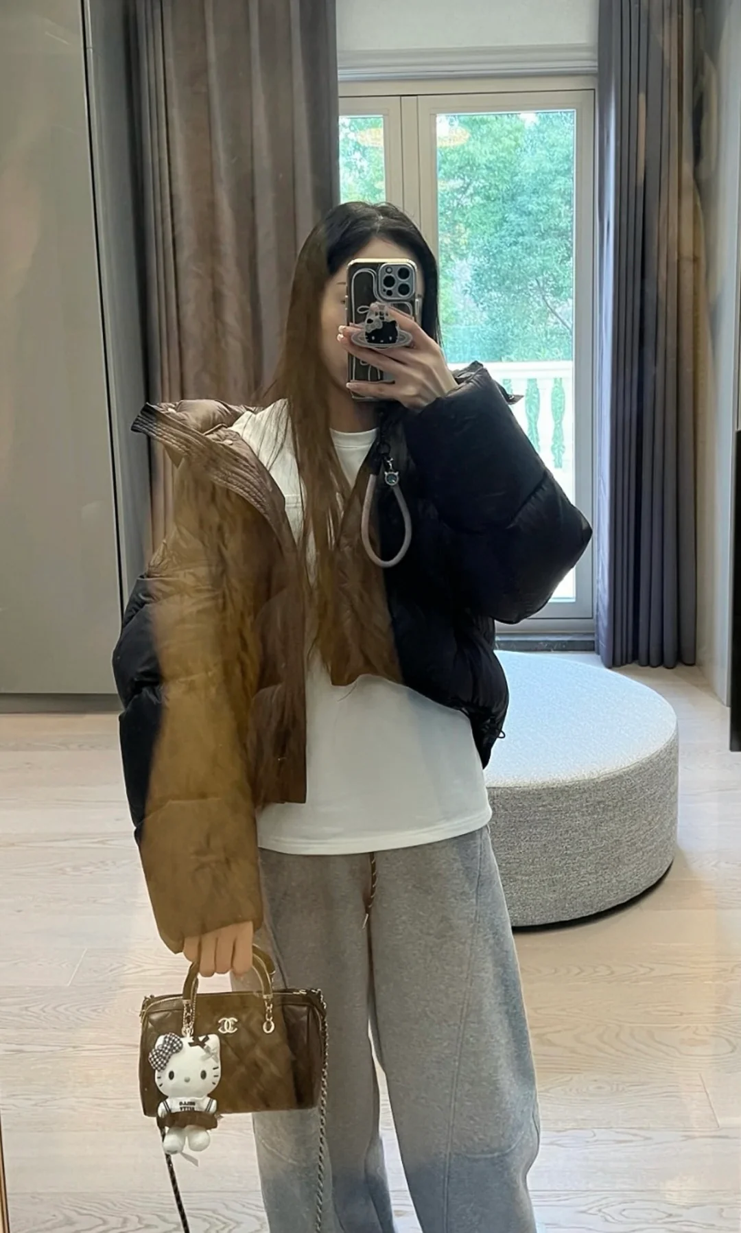 Ручка эмалированная Chanel 25 пенсов???