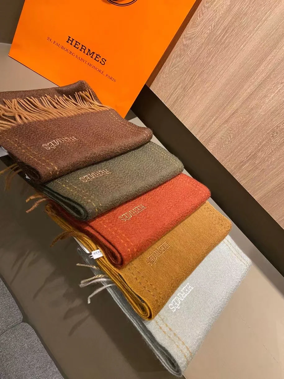 Кашемировый шарф Hermes