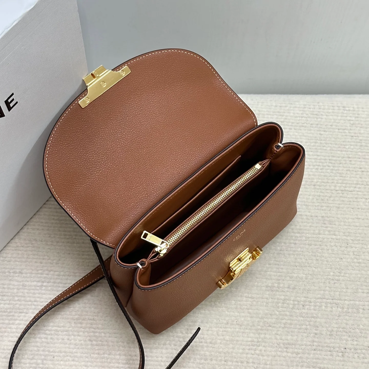 Celine - Триумфальная арка - Сумка Kelly - Коричневая