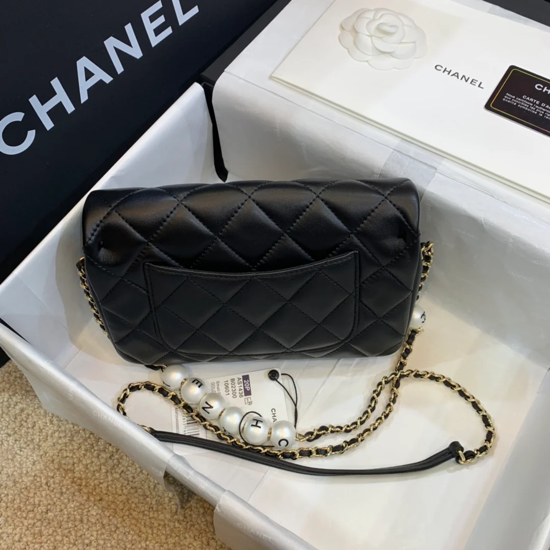 Сумка Chanel CF Pearl из коллекции Весна/Лето 2020 - Черная - 18 см - 1