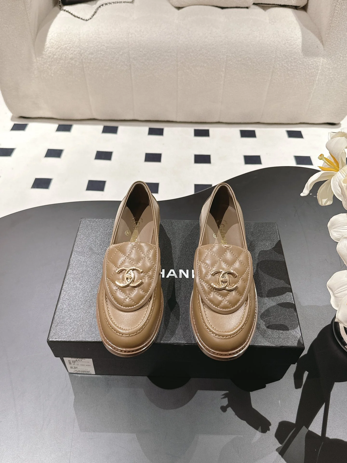 Лоферы Chanel 2024 в клетку - кофейно-коричневый