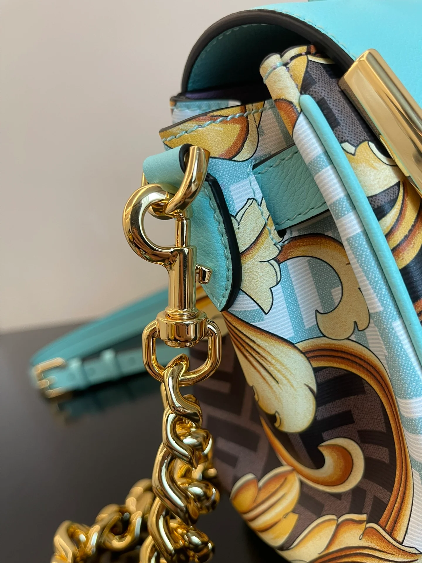 Сумка Fendi-endace - результат сотрудничества - синяя