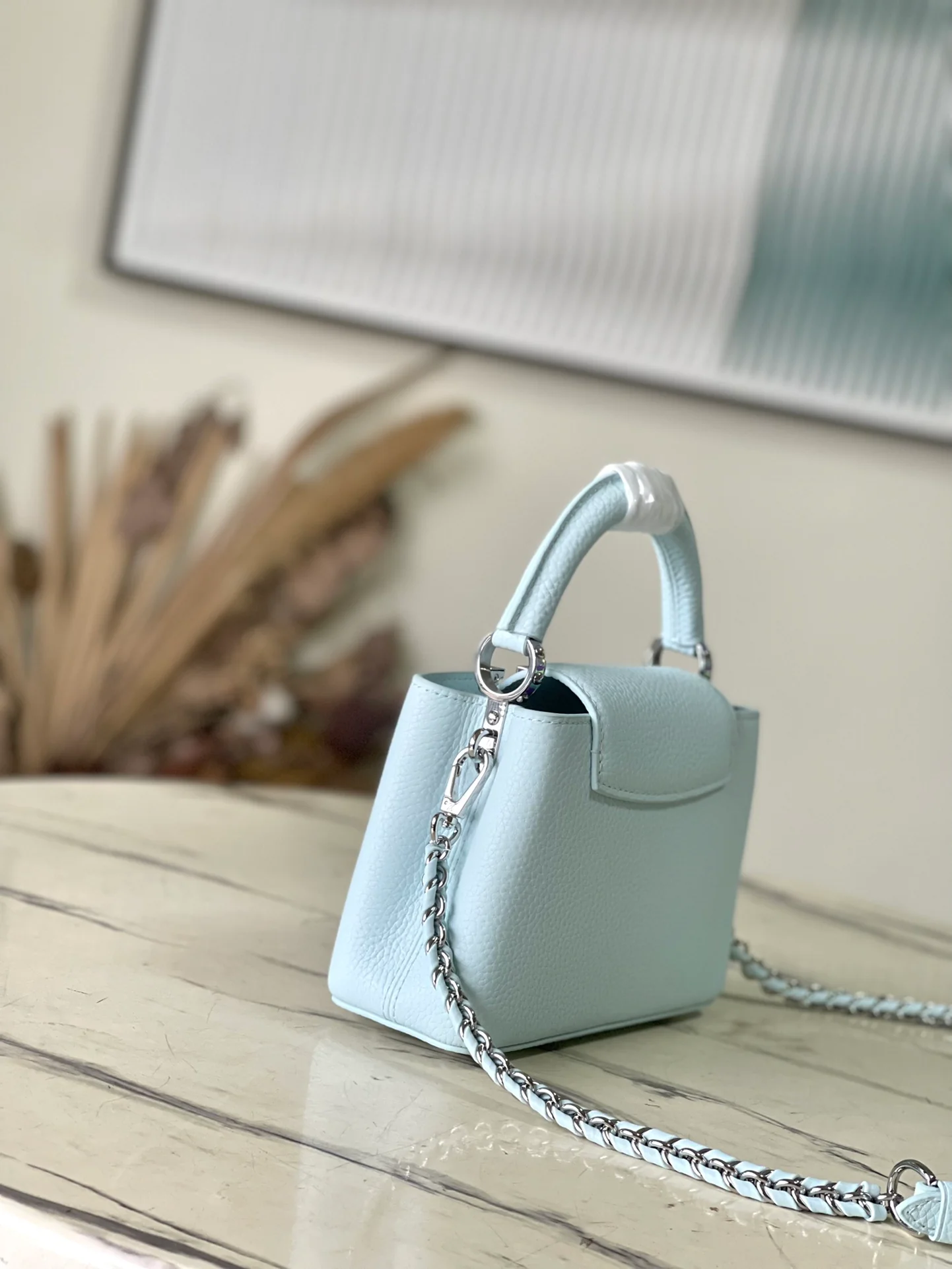 m23289-LV-capucines-mini-handbag/crossbody bag-light blue