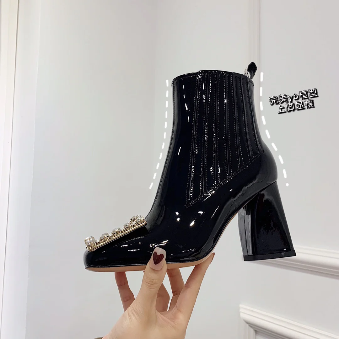 RV Shoes - 22ss - Ботильоны на массивном каблуке, украшенные стразами - Стиль Оуян Наны