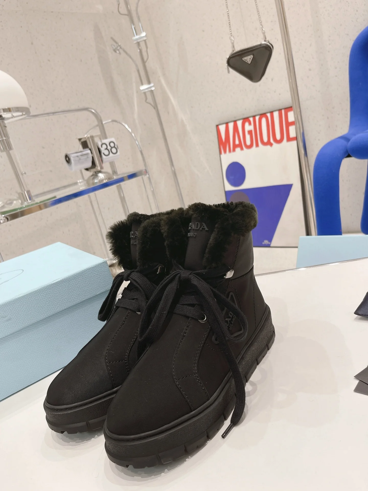 Обувь Prada - Prada - Высокие шерстяные ботильоны - Черные