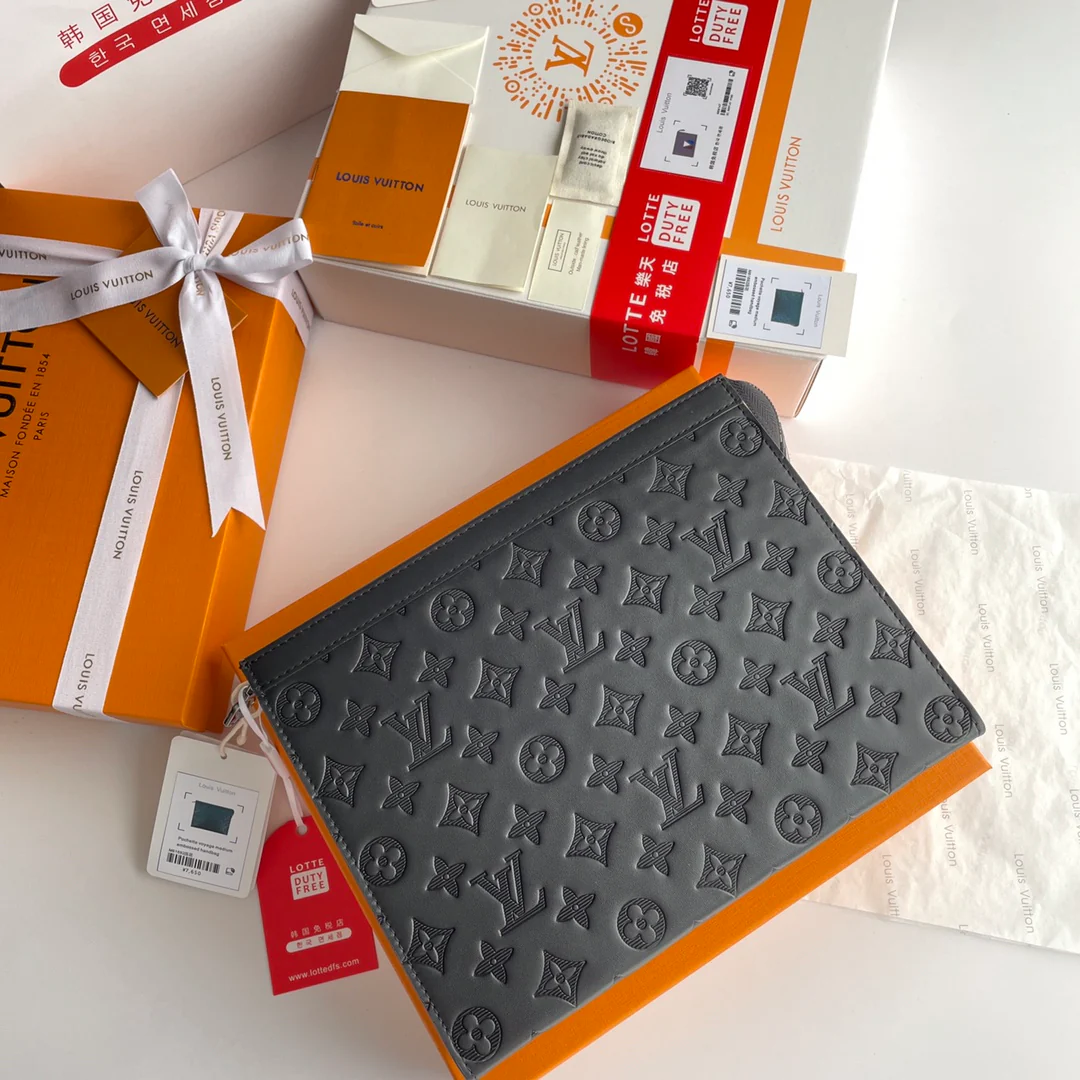 lv-m61692-клатч