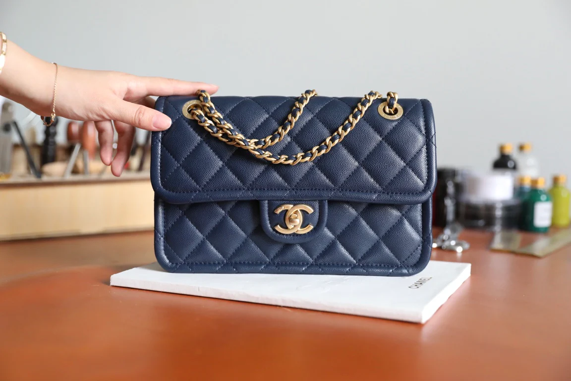 Булочка из тофу от Шанель