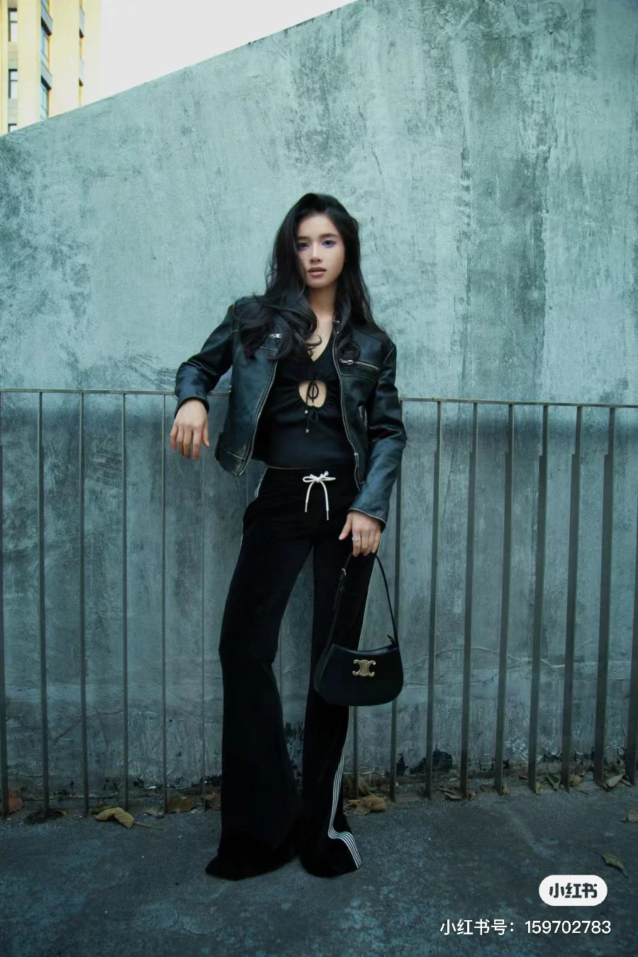 Сумка Celine Tillt - черная (подмышечная сумка)