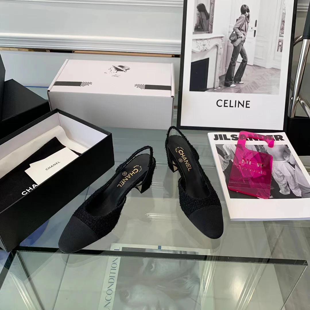 Классические сандалии Chanel на массивном каблуке - Черные - 1