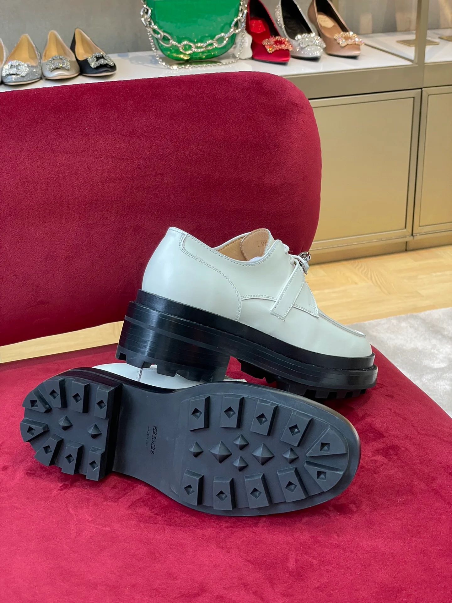 Hermes - Новинка сезона осень/зима 2022 - Обувь Kelly Alo