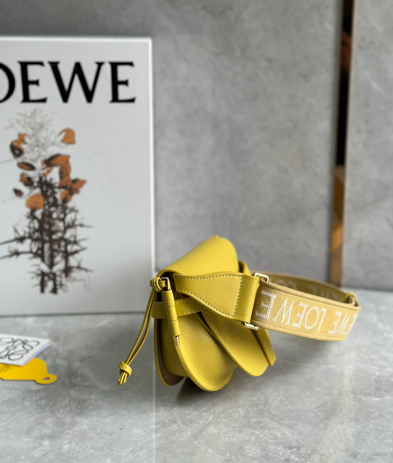 Loewe-gate-dual-musard yellow-mini
