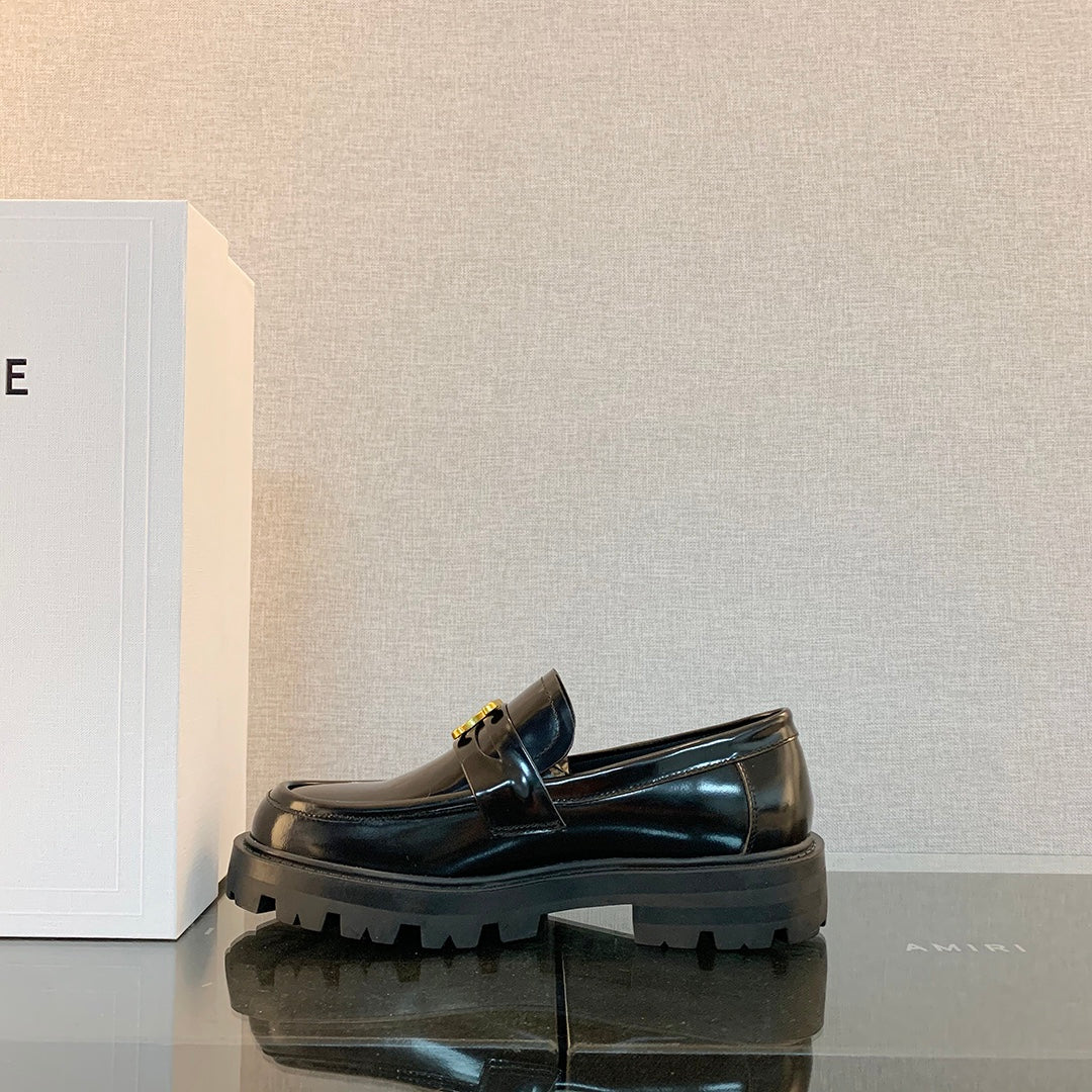 Новинка сезона весна/лето 2023 от Celine - Лоферы Arc de Triomphe - Черные