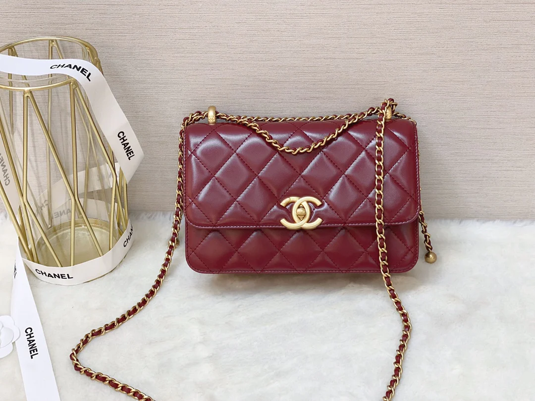 Сумка Chanel Double Gold Ball CF - бордовая, из овечьей кожи с золотой пряжкой - размер S, 19 см.