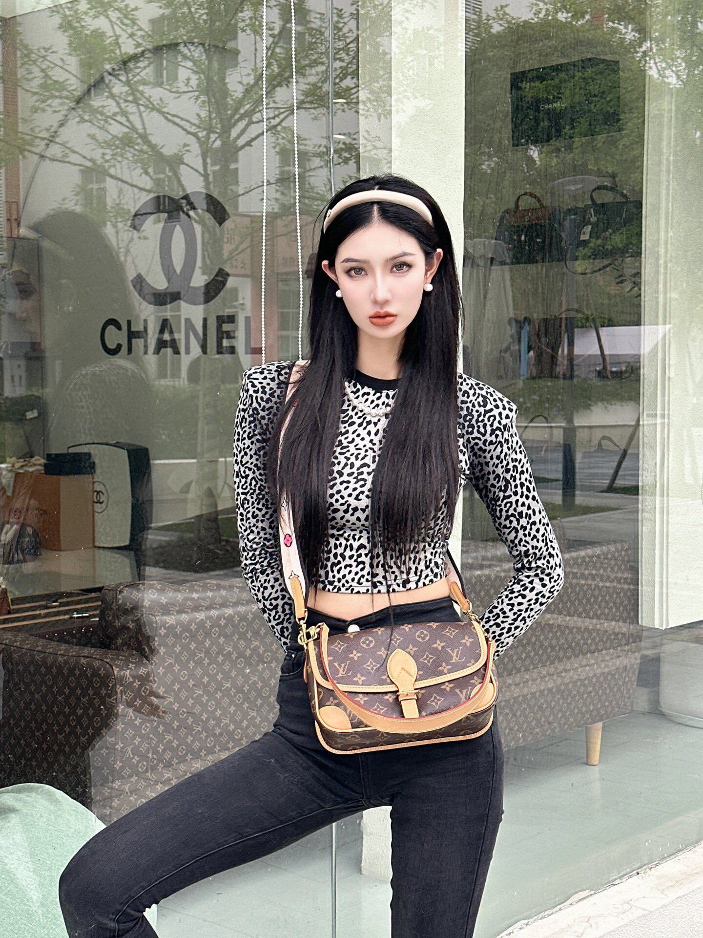 Сумка-багет m45985-LV-diane - наплечная/кроссбоди