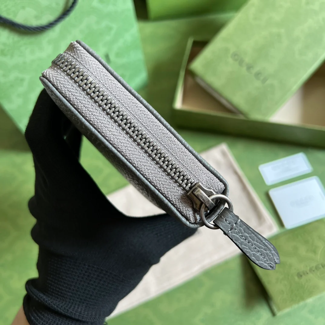 Gucci GG Marmont系列长夹