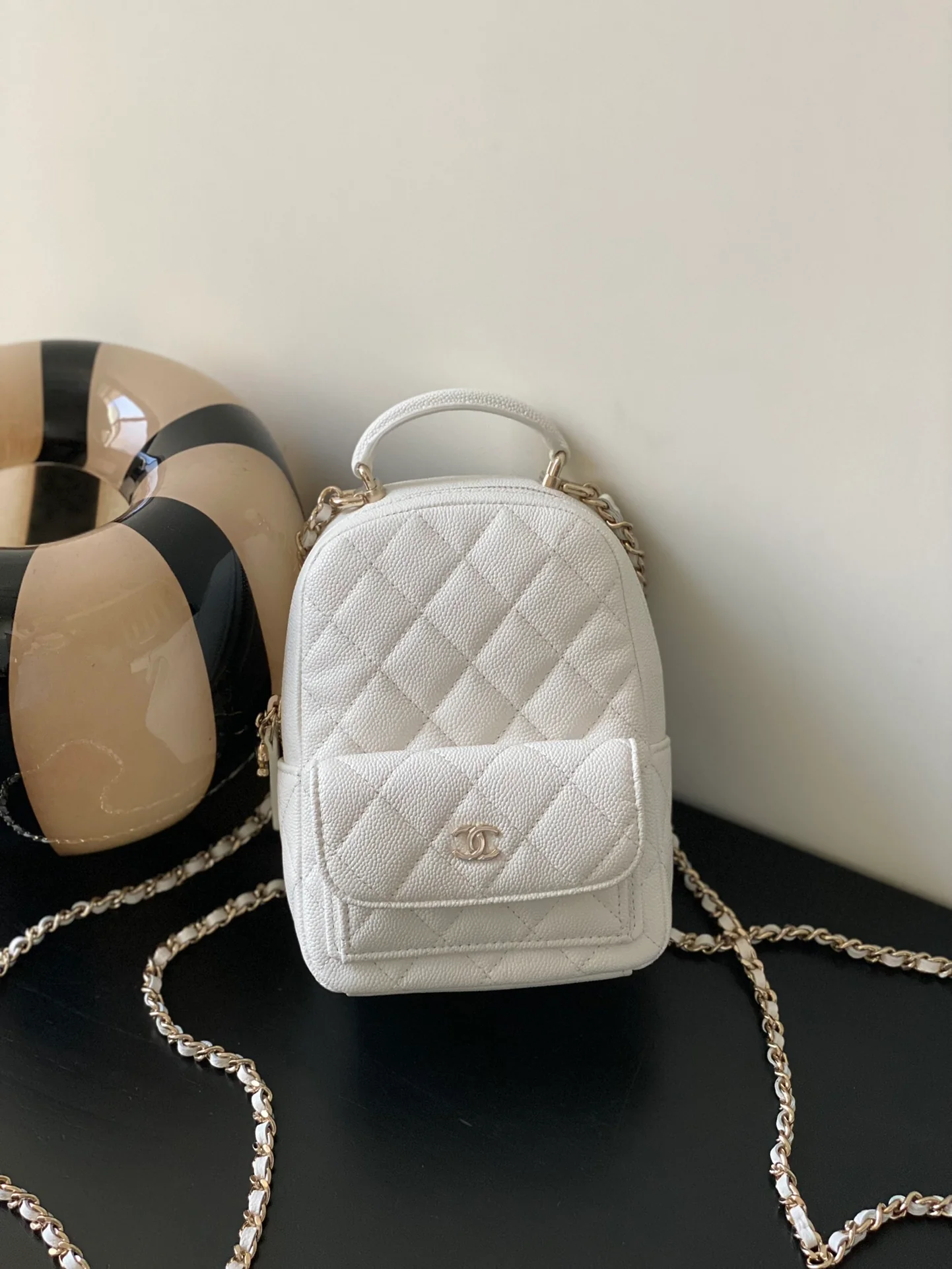 Мини-рюкзак Chanel 24c - белый