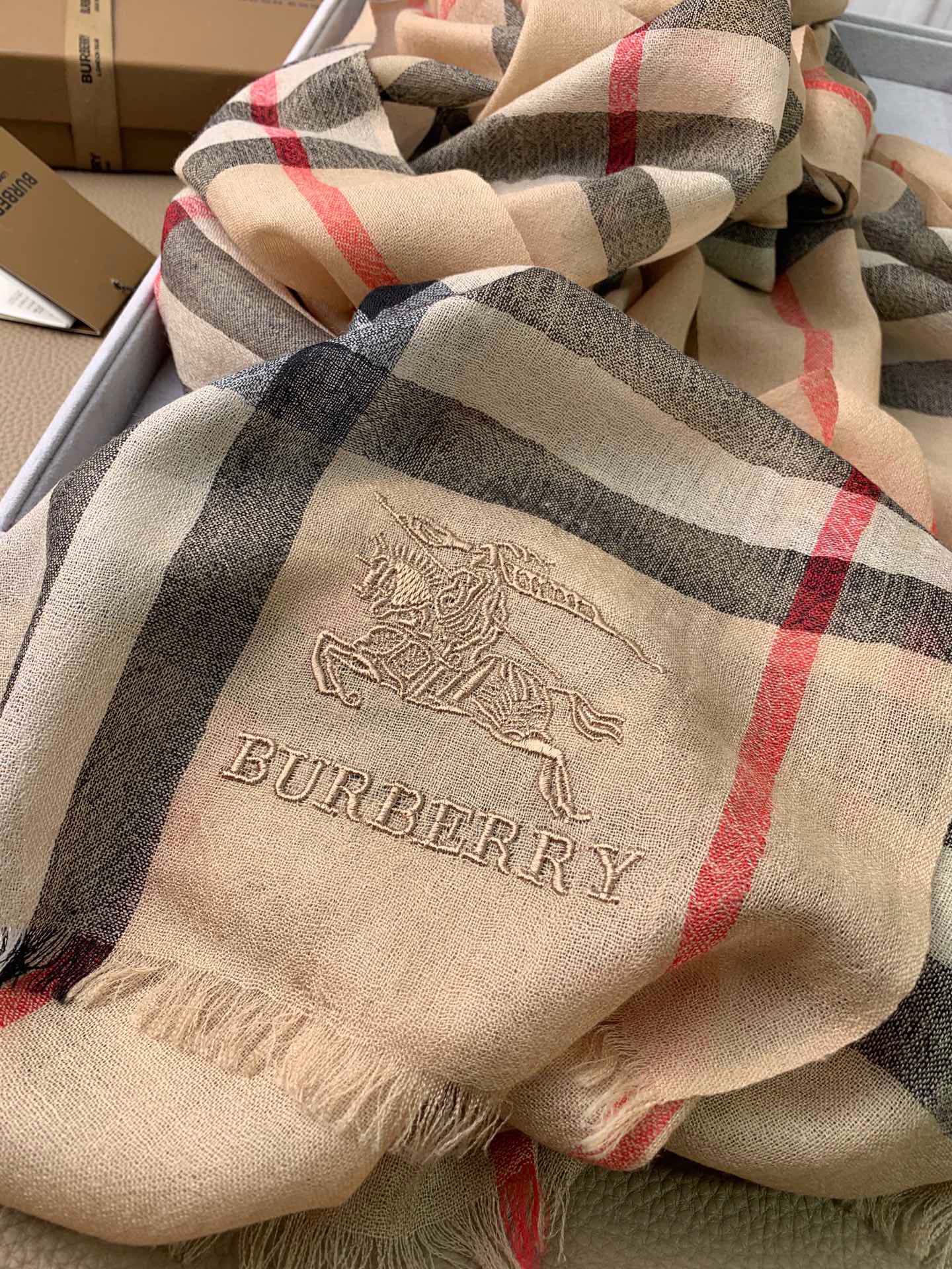 Кашемировый клетчатый шарф Burberry - Aquatic Cashmere, ультратонкий, 300 нитей - коричневый