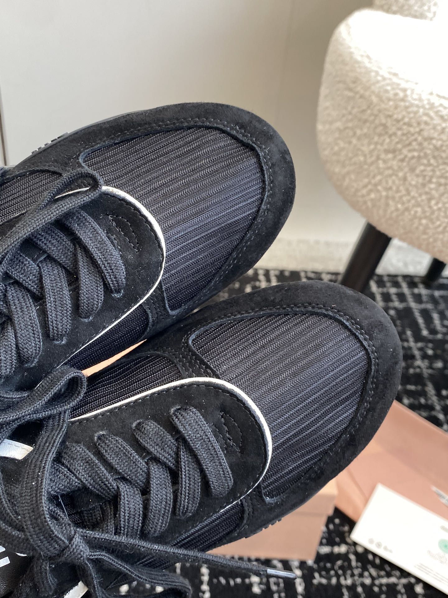 Повседневные туфли Miu Miu 2025 - черные