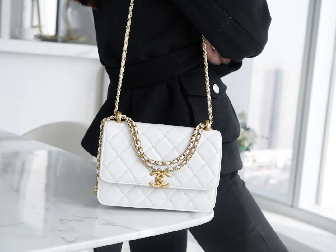Chanel 24c Double Gold Ball CF Mini 19 White 1