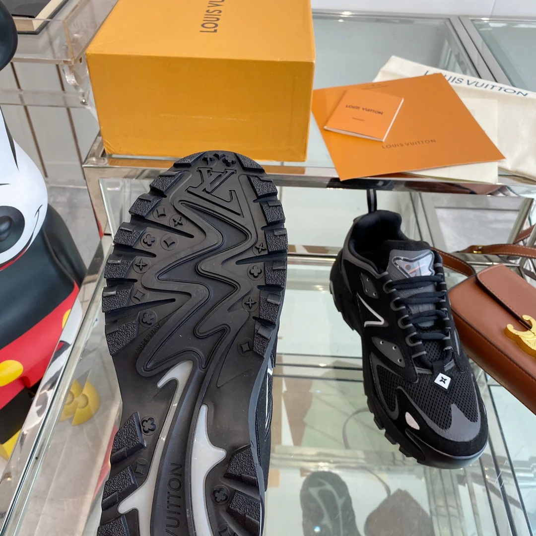 Кроссовки LV Runner Tatic - черные