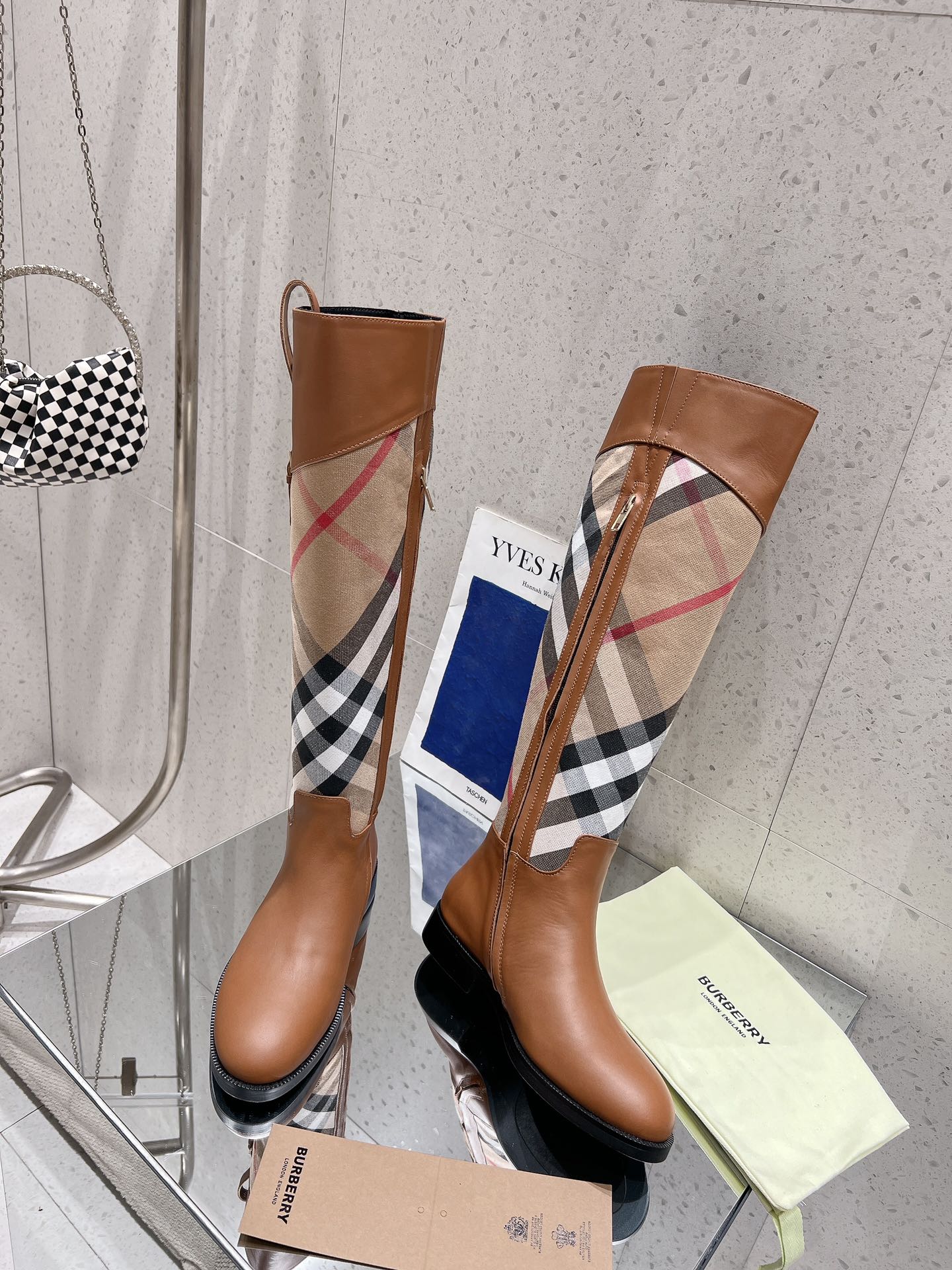 Ботинки Burberry в клетку 2024 года - Кофейно-коричневый