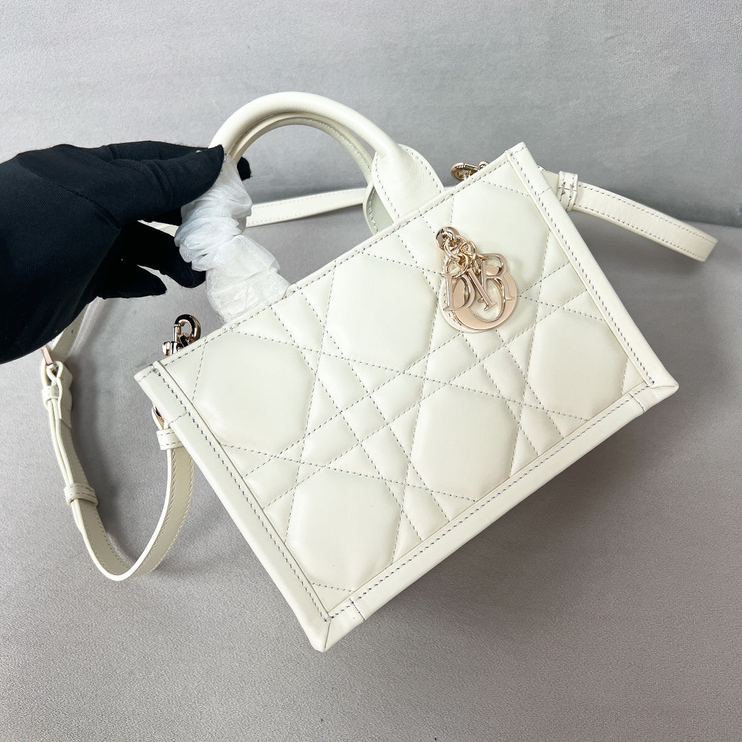 Сумка-тоут Dior Book Tote Bag - Мини - Белая