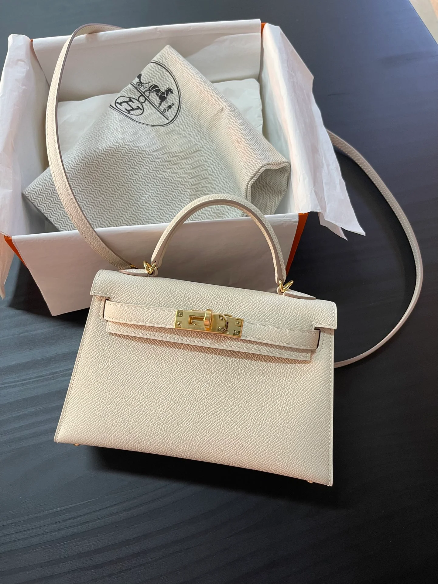 Hermes Kelly Mini 2nd Generation Epsom Milkshake Color Gold Buckle