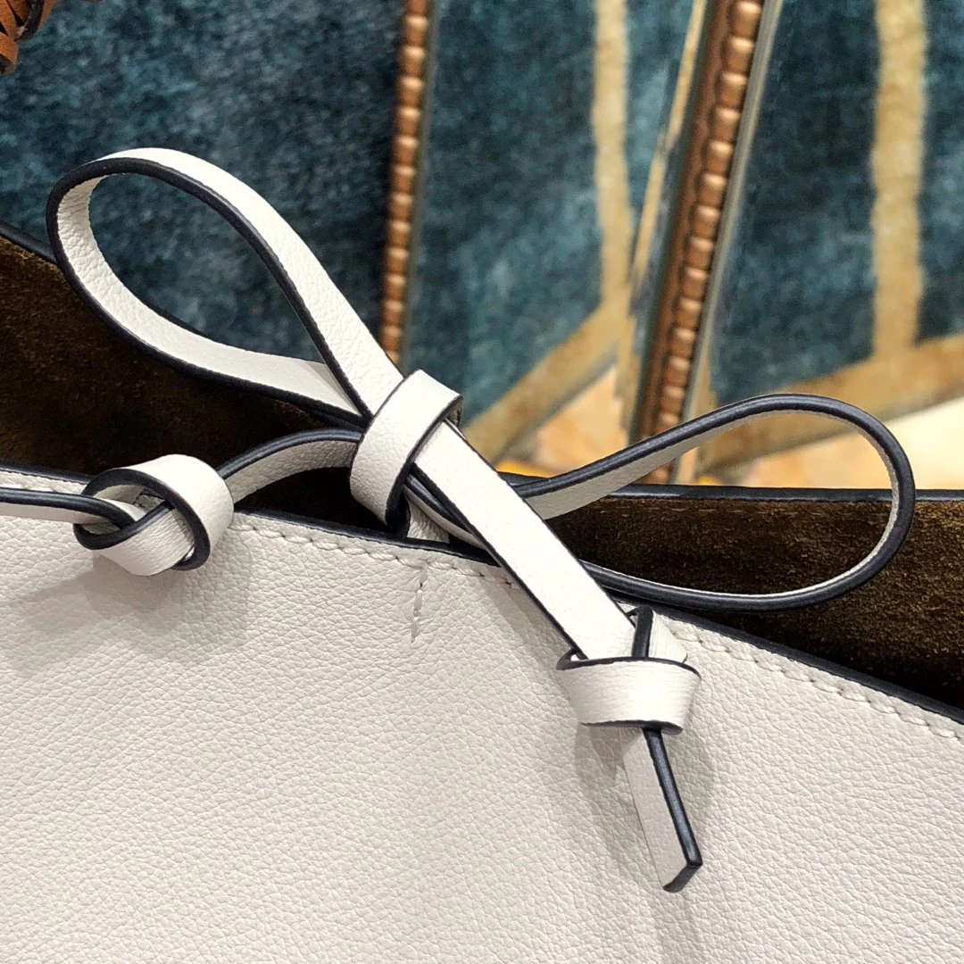 сумка-ведро Loewe