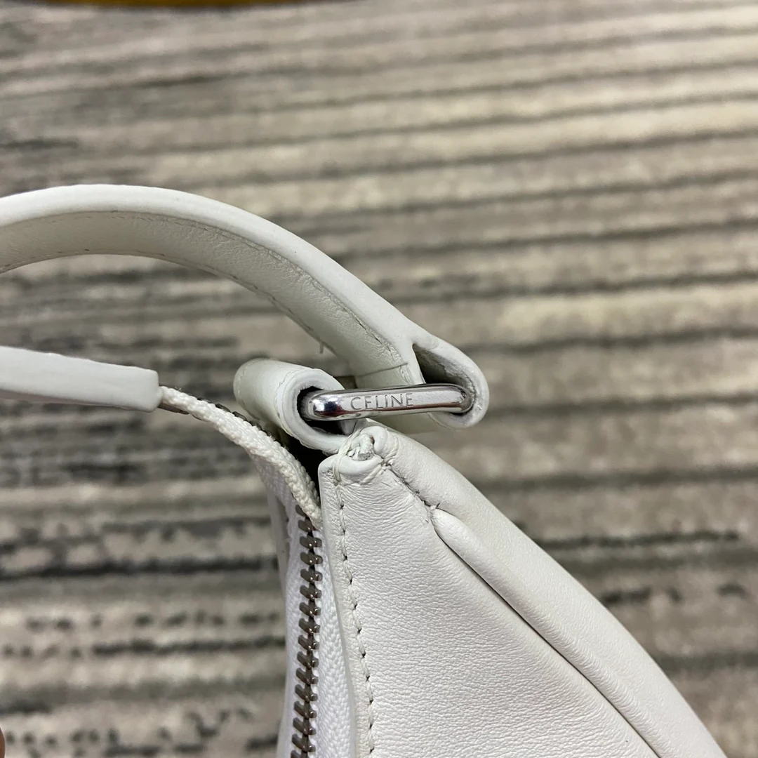 celine-ava сумка подмышки-1