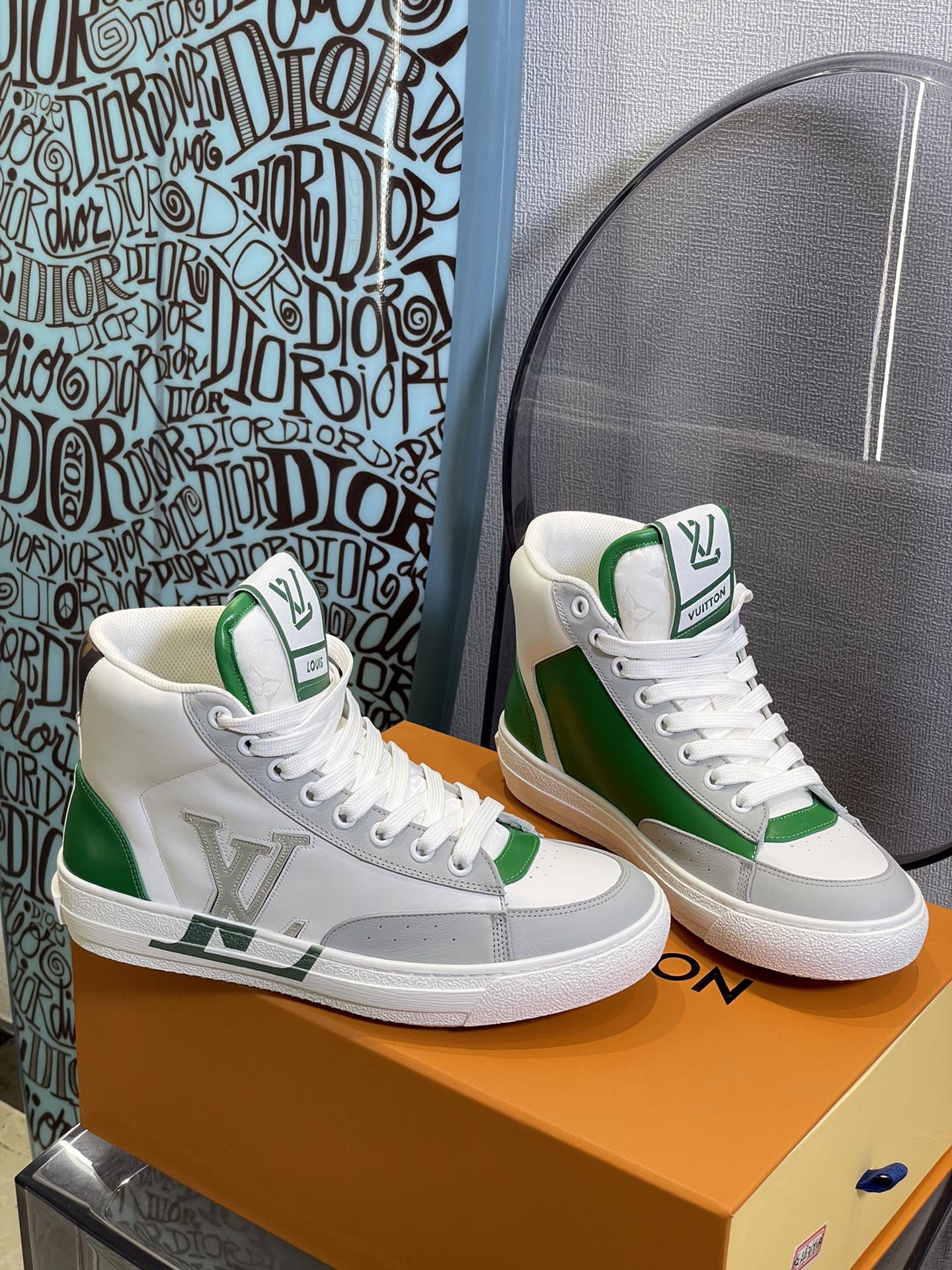 Обувь LV - кроссовки LV - высокие - повседневная обувь