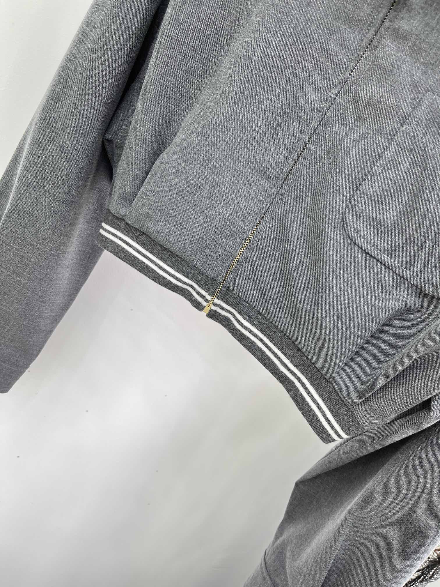 Miu Miu-2404 - Изысканный жакет с высокой талией